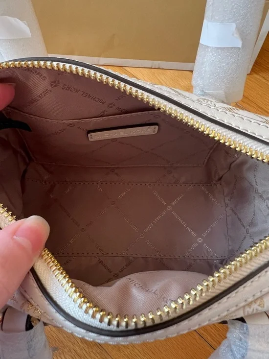 Michael Kors Ivory & Gold Travel Small Duffle Crossbody - Picture 11 of 14